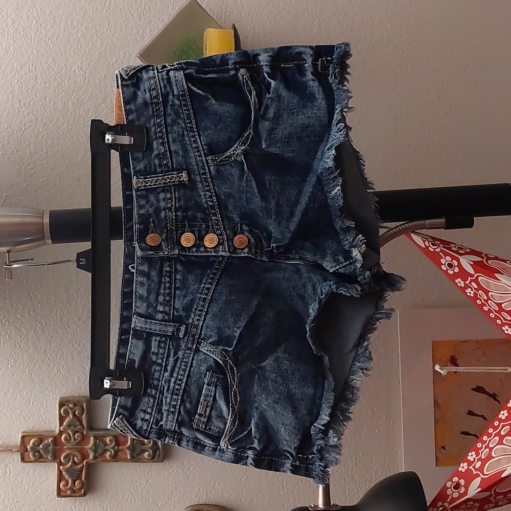 High rise cutoff shorts